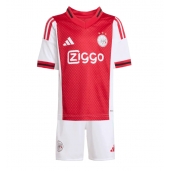 Ajax Hjemmebanetrøje Børn 2025-26 Kort ærmer (+ bukser)