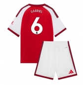 Arsenal Gabriel Magalhaes #6 Hjemmebanetrøje Børn 2026-27 Kort ærmer (+ bukser)