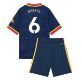 Arsenal Gabriel Magalhaes #6 Udebanetrøje Børn 2026-27 Kort ærmer (+ bukser)