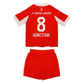 Bayern Munich Leon Goretzka #8 Hjemmebanetrøje Børn 2025-26 Kort ærmer (+ bukser)