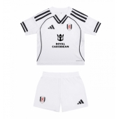 Fulham Hjemmebanetrøje Børn 2025-26 Kort ærmer (+ bukser)