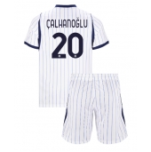 Inter Milan Hakan Calhanoglu #20 Udebanetrøje Børn 2026-27 Kort ærmer (+ bukser)