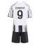 Juventus Dusan Vlahovic #9 Hjemmebanetrøje Børn 2025-26 Kort ærmer (+ bukser)