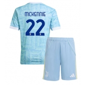 Juventus Weston McKennie #22 Udebanetrøje Børn 2025-26 Kort ærmer (+ bukser)