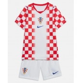 Kroatien Hjemmebanetrøje Børn VM 2026 Kort ærmer (+ bukser)