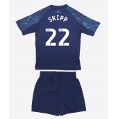 Leicester City Oliver Skipp #22 Udebanetrøje Børn 2025-26 Kort ærmer (+ bukser)