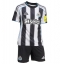 Newcastle United Sven Botman #4 Hjemmebanetrøje Børn 2025-26 Kort ærmer (+ bukser)