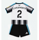 Newcastle United Tino Livramento #2 Hjemmebanetrøje Børn 2026-27 Kort ærmer (+ bukser)