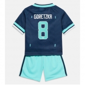 Tyskland Leon Goretzka #8 Udebanetrøje Børn VM 2026 Kort ærmer (+ bukser)